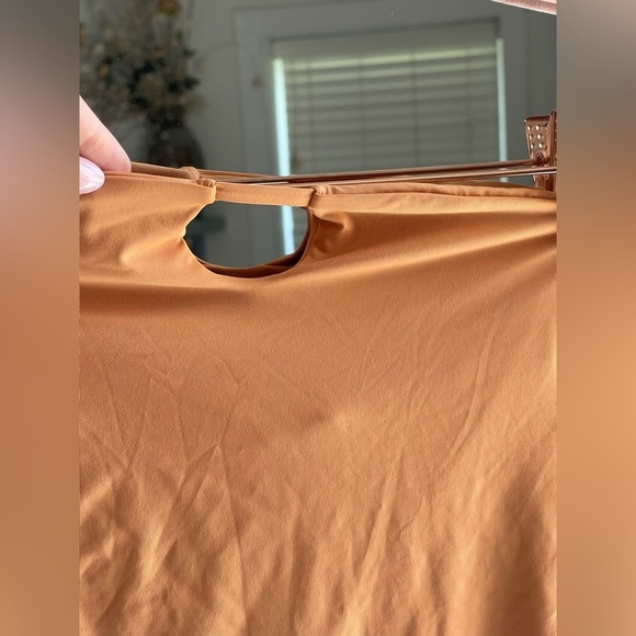 NWOT Toast Swim Nectarine Signature Keyhole Tube One Piece Swimsuit - Picture 3 of 5